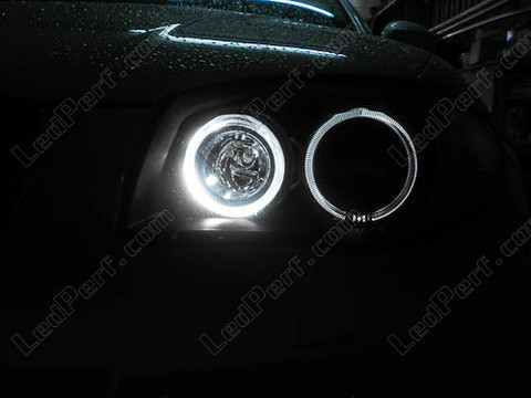 Leds blanches xenon pour angel eyes BMW Serie 1 phase 2 6000K